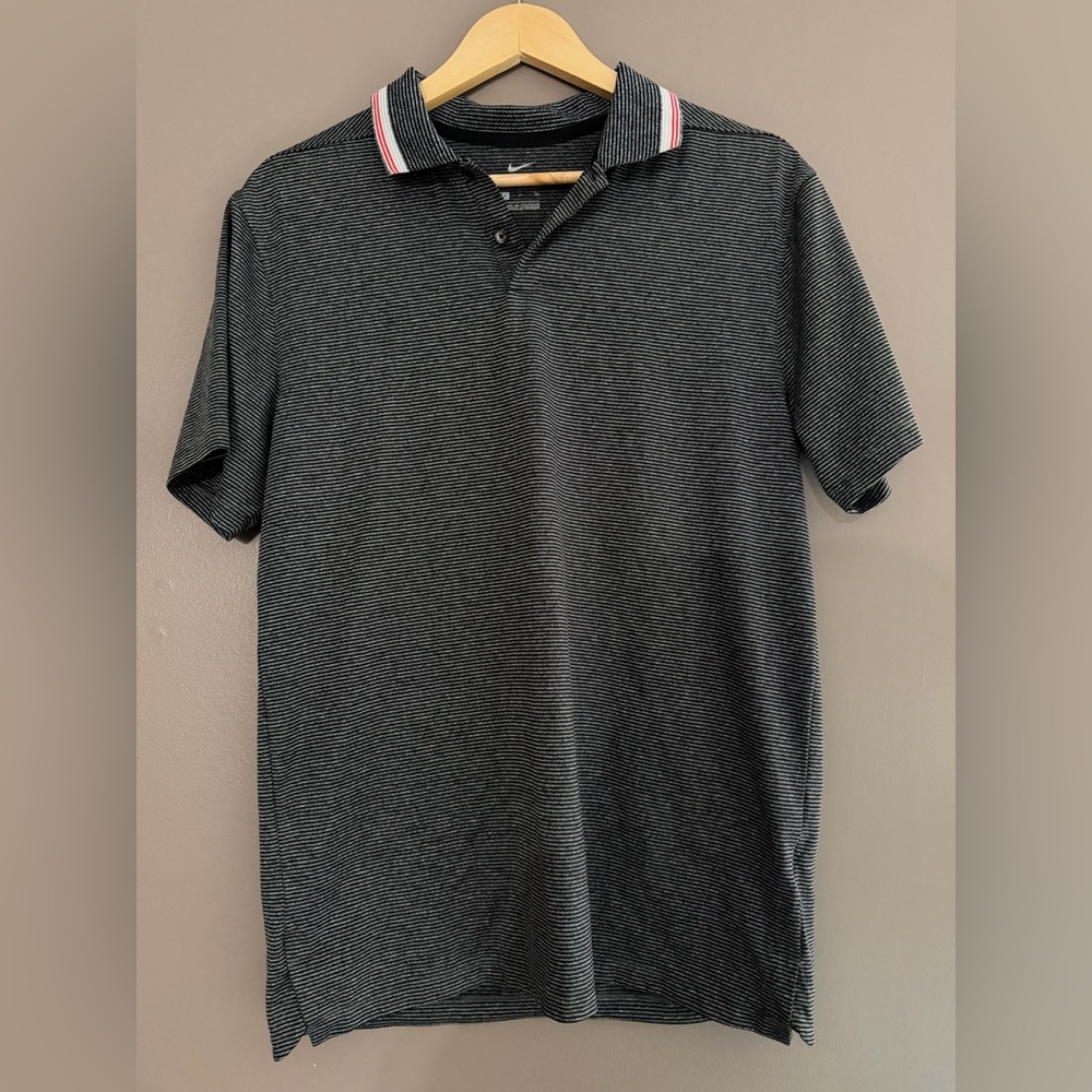 Nike Dri-Fit Black Horizontal Stripes  Shirt Small